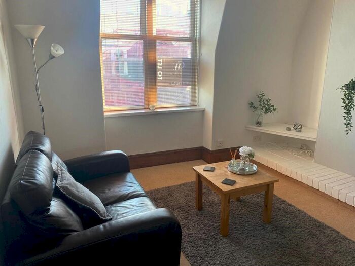 1 Bedroom Flat To Rent In Great Western Road, West End, Aberdeen, AB10