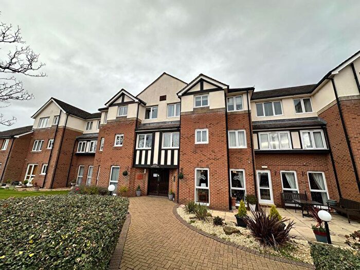 2 Bedroom Retirement Property For Sale In St. Clair Drive, Southport, PR9