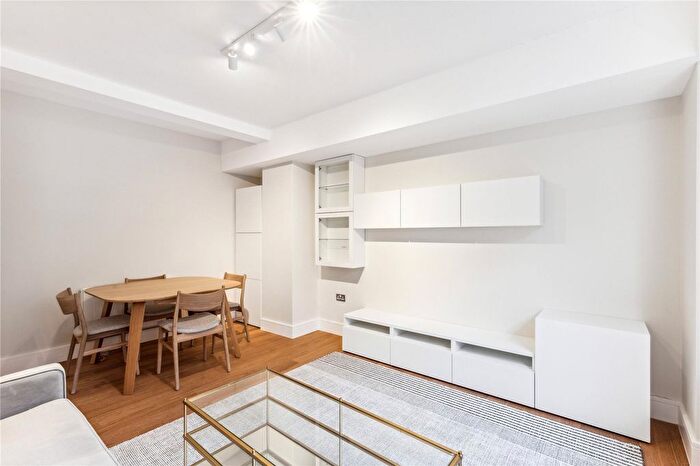 1 Bedroom Flat To Rent In Bryanston Place, London, W1H