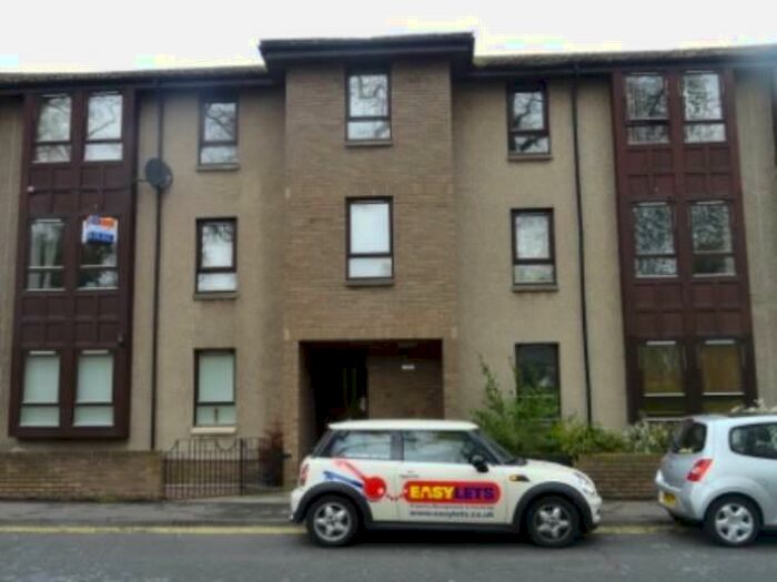 1 Bedroom Flat To Rent In B Lochee Road, DD2