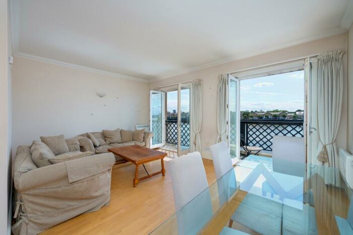 2 Bedroom Flat To Rent In Old Sun Wharf, Narrow Street, E14