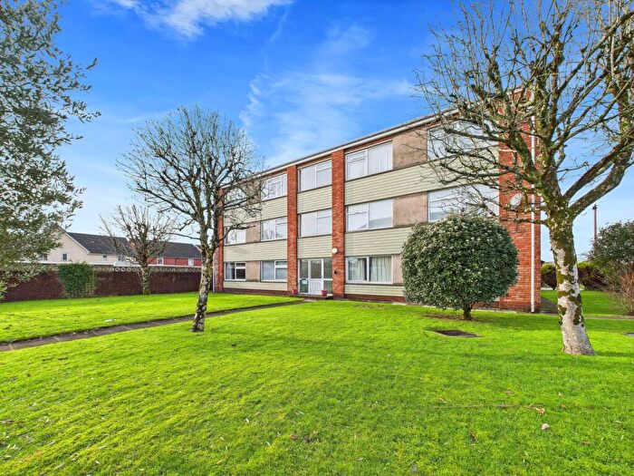 2 Bedroom Flat For Sale In Philip Close, Cardiff., CF14