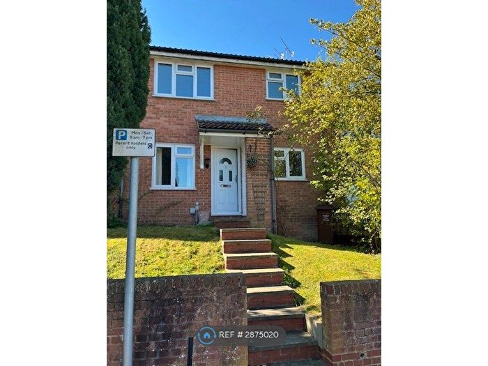 1 Bedroom Terraced House To Rent In Chilham Close, Chatham, ME4