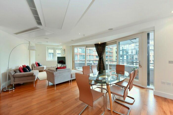 3 Bedroom Flat To Rent In Praed Street, West End Quay, W2
