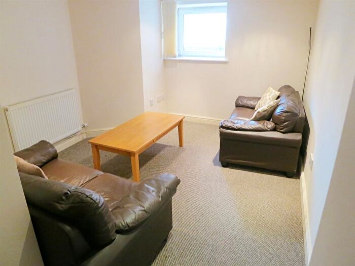 1 Bedroom Flat To Rent In Chatham Grove, West Didsbury, M20