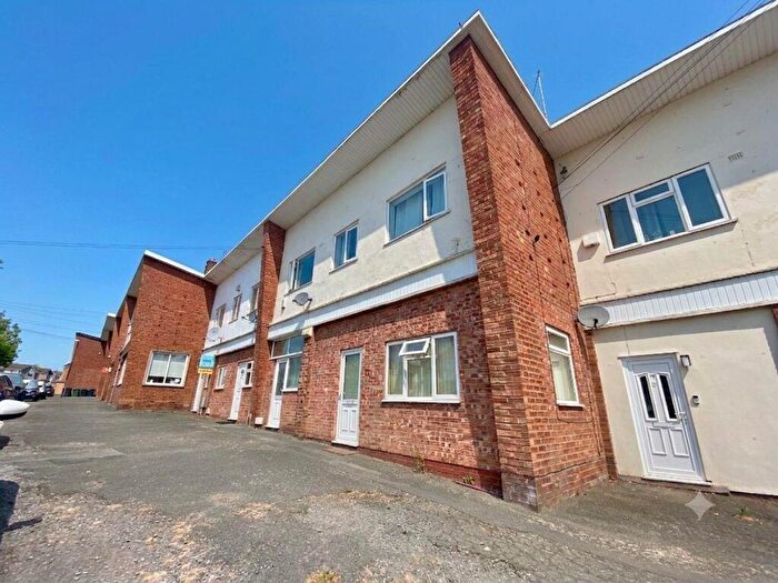 4 Bedroom Duplex For Sale In Stonebury Avenue, Eastern Green, Coventry, CV5