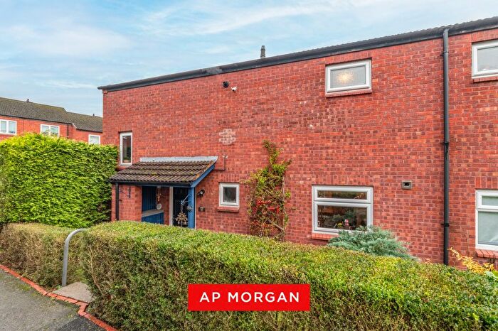 3 Bedroom Semi-Detached House For Sale In Patch Lane, Oakenshaw, Redditch, B98