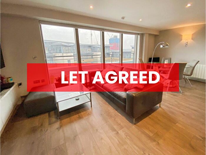 2 Bedroom Flat To Rent In Riverside Way, Leeds, LS1