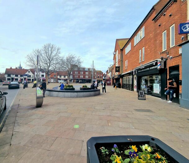 2 Bedroom Apartment To Rent In Kingsbury, HP20