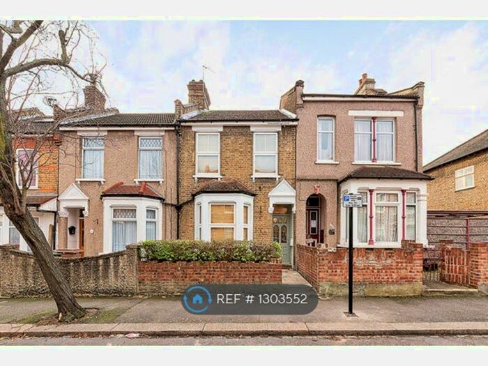 3 Bedroom Terraced House To Rent In Bramley Close, London E17