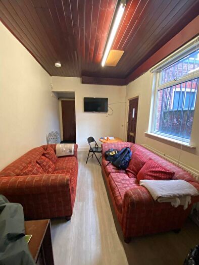 5 Bedroom Terraced House To Rent In Furness Road, Fallowfield, M14
