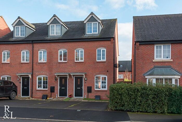 3 Bedroom Town House For Sale In Stoneyford Road, Overseal, Swadlincote, DE12