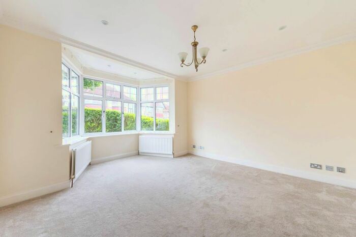 4 Bedroom Detached House To Rent In Corringham Road, Wembley Park, Wembley, HA9