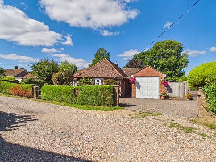 4 Bedroom Detached Bungalow For Sale In Greenacre, Kingsclere, RG20
