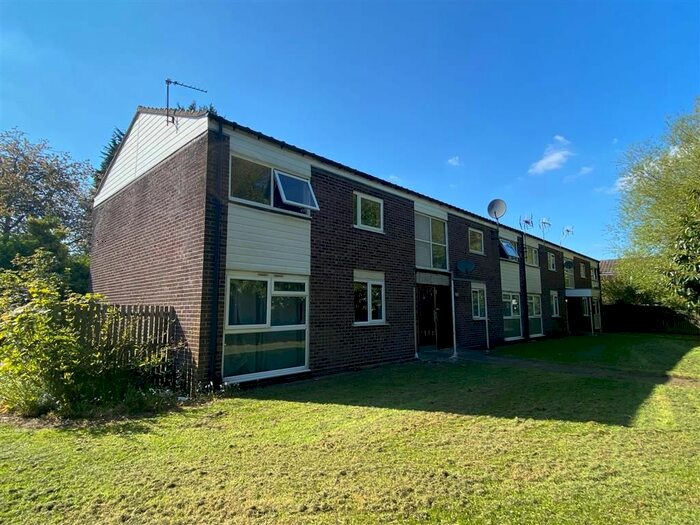 2 Bedroom Flat To Rent In Bankside, Moseley, Birmingham, B13