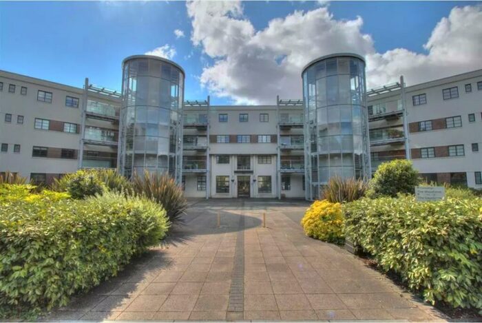 2 Bedroom Apartment To Rent In Hayes Road, Sully, Penarth, CF64