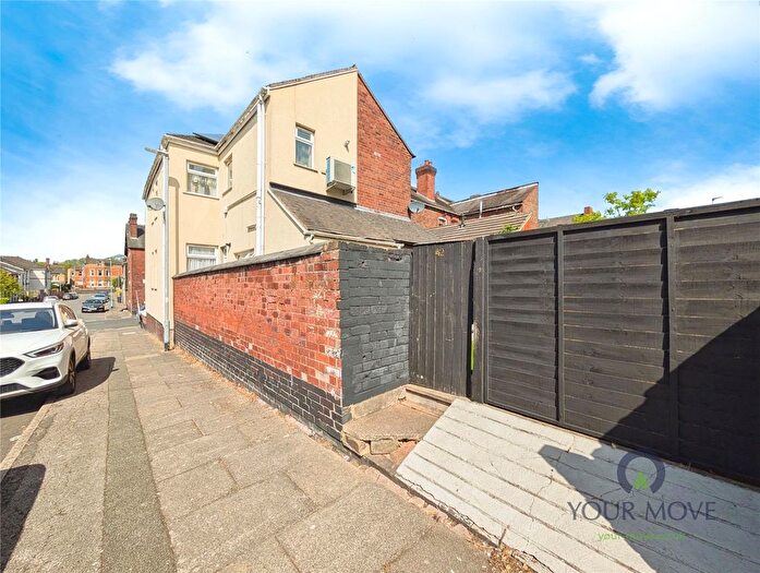 1 Bedroom Flat To Rent In Cromartie Street, Stoke-On-Trent, Staffordshire, ST3