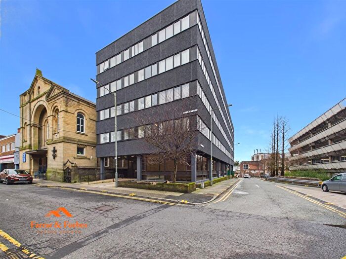 1 Bedroom Flat To Rent In Bethesda Street, Burnley, BB11