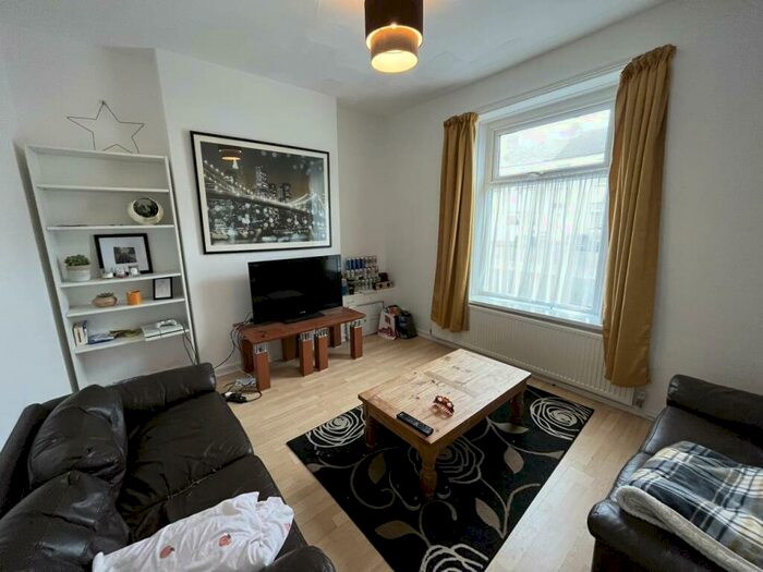 4 Bedroom House To Rent In Cathays Terrace, Cathays, Cardiff, CF24