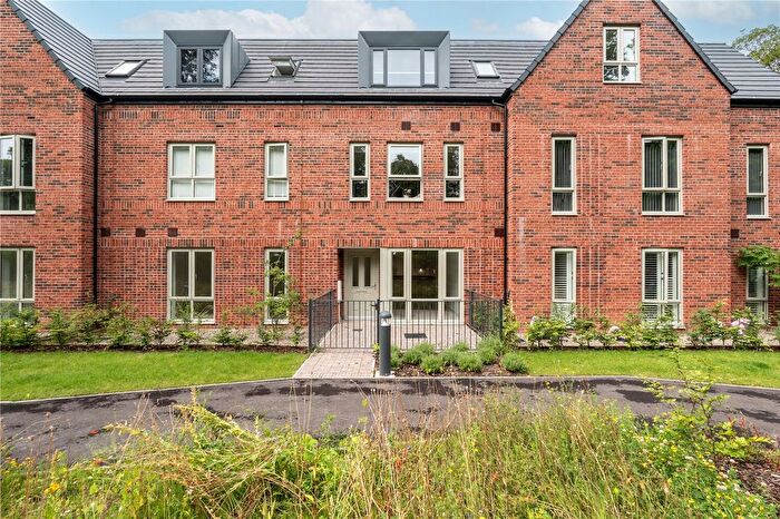 2 Bedroom Flat For Sale In Apartment, Emmeline Court, Northwich Road, Knutsford, WA16
