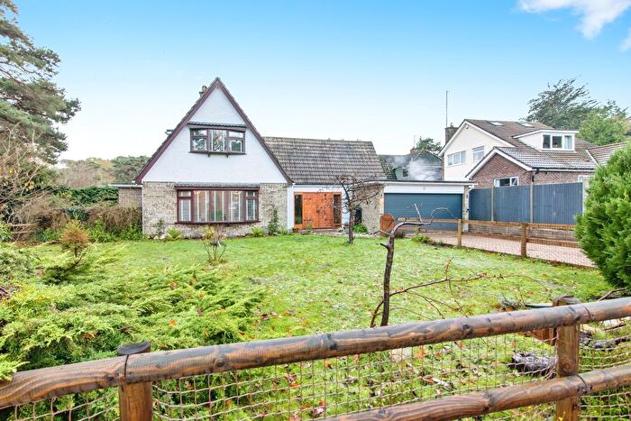 3 Bedroom Detached House For Sale In Priory Close, St. Olaves, Great Yarmouth, Norfolk, NR31