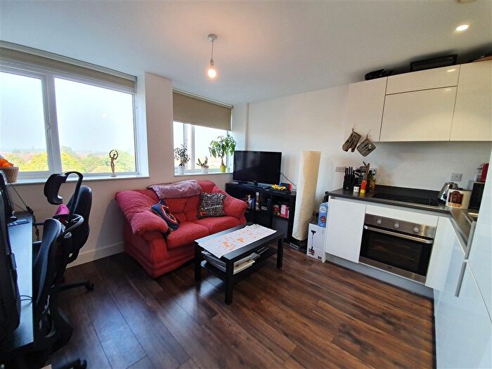 1 Bedroom Flat For Sale In Blackpole Road, Worcester, WR4