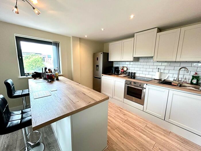 2 Bedroom Apartment To Rent In Galleon Way, Cardiff Bay, CF10