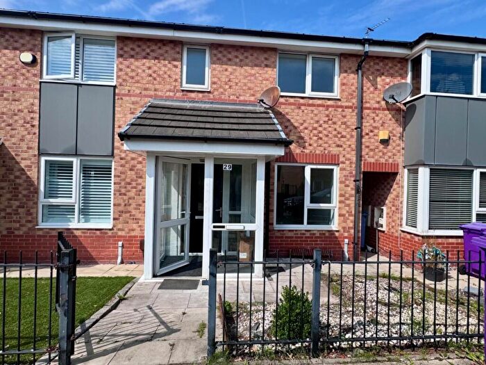 2 Bedroom House To Rent In Thornburn Drive, L7