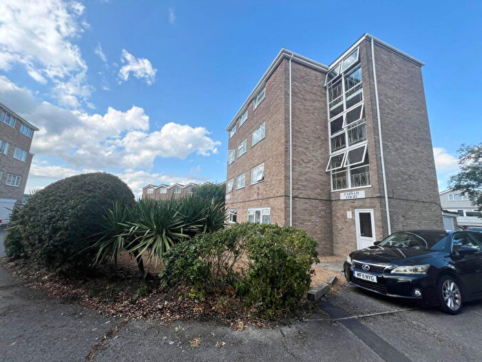 Studio For Sale In Broadsands Drive, Gosport, PO12