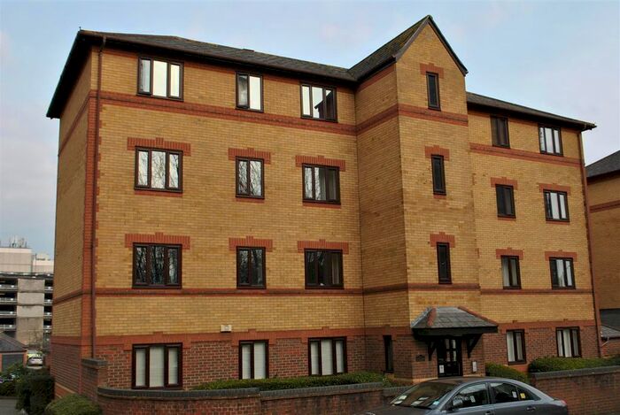 1 Bedroom Flat To Rent In Somerset Street, Redcliffe, Bristol BS1