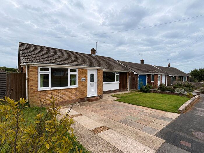 4 Bedroom Detached Bungalow To Rent In Hazleton Way, Waterlooville, PO8