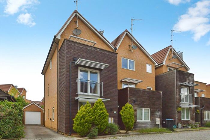 4 Bedroom Semi-Detached House For Sale In Lamour Lane, Oxley Park, Milton Keynes, MK4