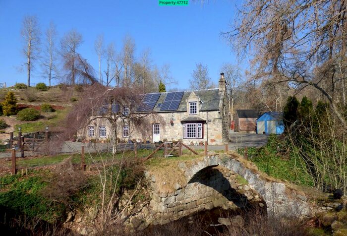 5 Bedroom Detached House For Sale In Crystals Cottage, Crathie, Ballater, AB35