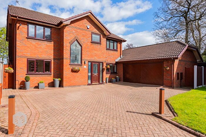 4 Bedroom Detached House For Sale In Willowfield Grove, Ashton-In-Makerfield, Wigan, Greater Manchester, WN4