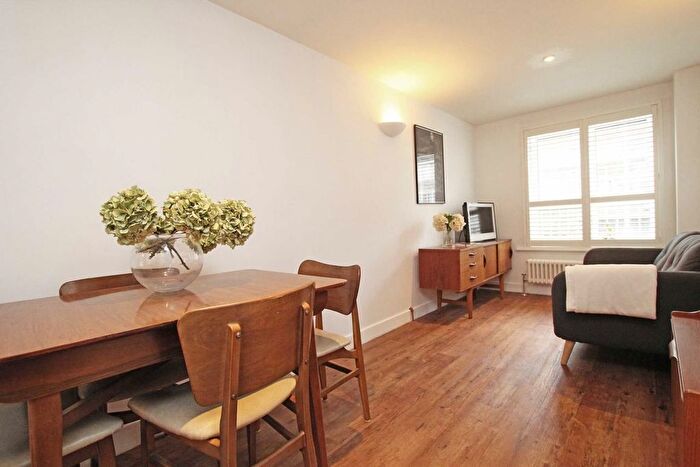 1 Bedroom Flat To Rent In Bramley Road, London, W10