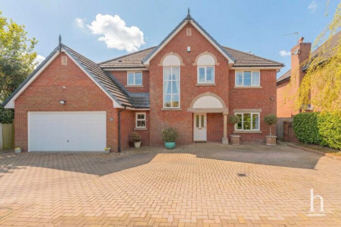 4 Bedroom Detached House For Sale In Fairways, Prenton, CH42
