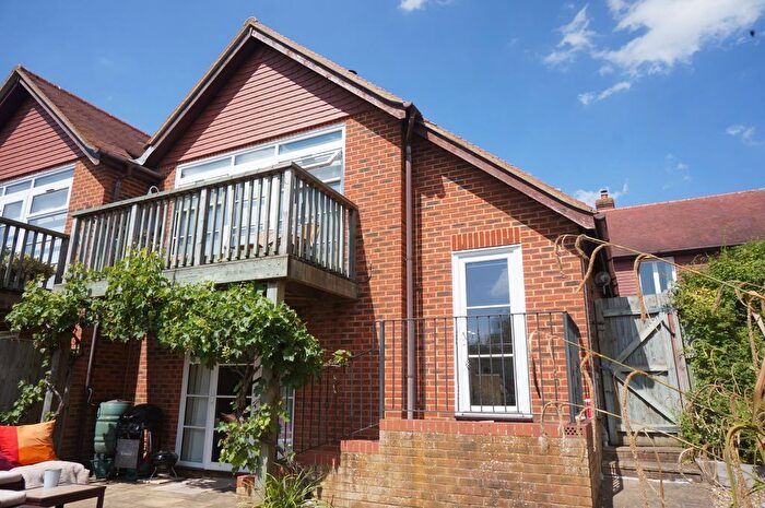 3 Bedroom Semi-detached House To Rent In Amery Hill, Alton, Hampshire, GU34