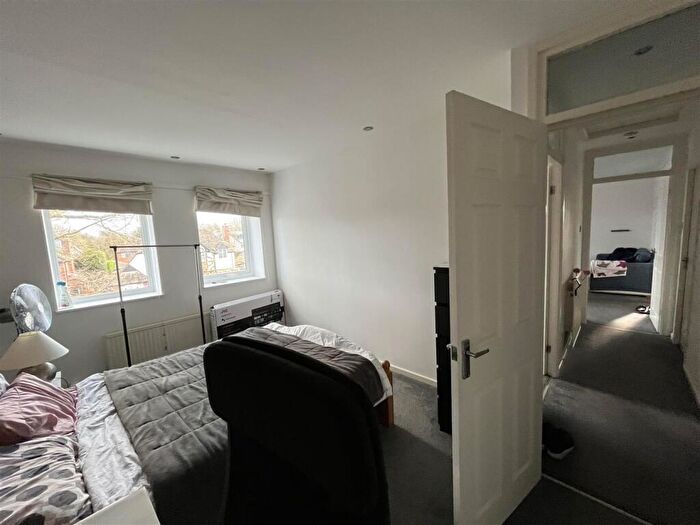 2 Bedroom Apartment To Rent In Green Hall Mews, Wilmslow, SK9