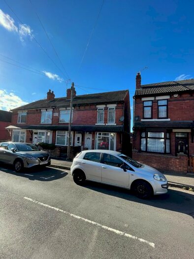 2 Bedroom Semi-Detached House To Rent In Roseberry Street, Kirkby-In-Ashfield, Nottingham, NG17