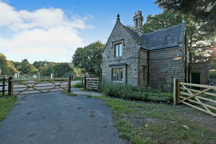 2 Bedroom Detached House For Sale In Netherfield Lane, Meden Vale, Mansfield, NG20