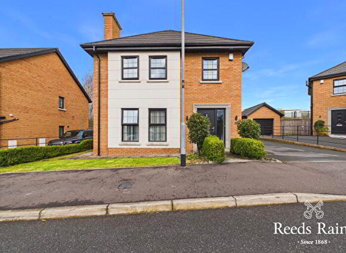 4 Bedroom Detached House For Sale In Strawberry Hill Lane, Lisburn, BT27