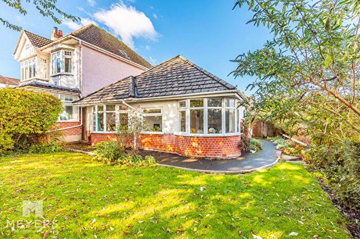 3 Bedroom Detached Bungalow For Sale In Elmsway, Southbourne, BH6