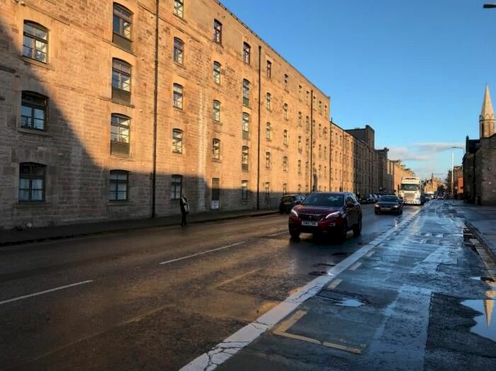 2 Bedroom Flat To Rent In Commercial Street, Edinburgh, EH6
