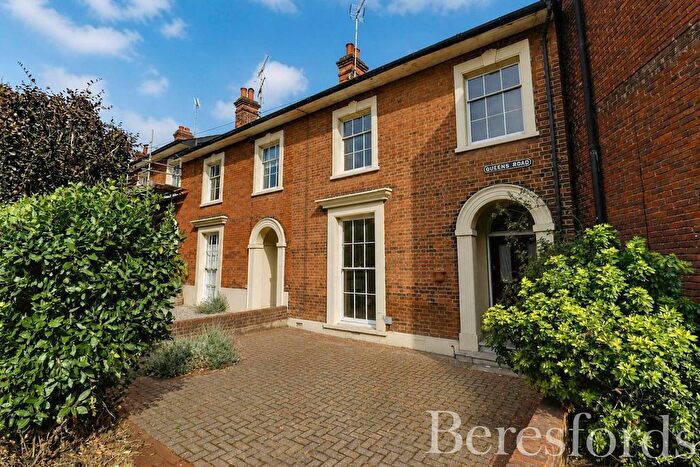 4 Bedroom End Terrace House For Sale In Queens Road, Brentwood, CM14