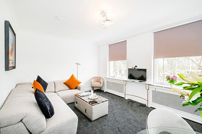 1 Bedroom Flat To Rent In Park Lane, London, W1K