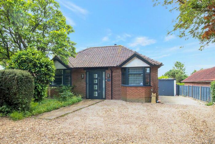2 Bedroom Detached Bungalow For Sale In Clump Avenue, Boxhill Road, Tadworth, KT20