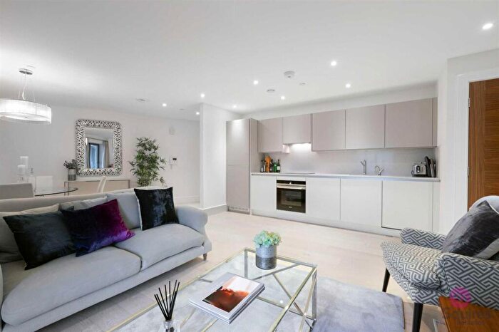 2 Bedroom Flat To Rent In Archway Road, Rossetti Court, N6