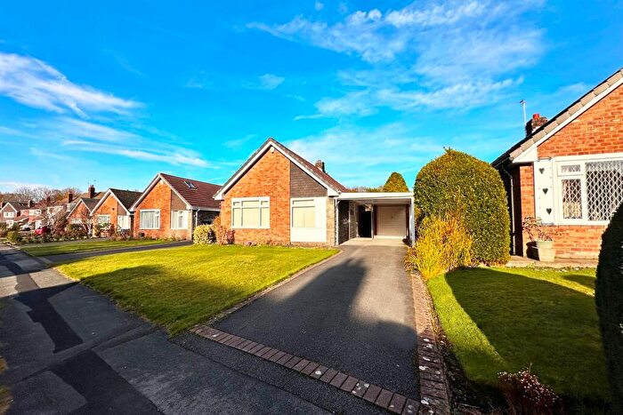 3 Bedroom Detached Bungalow For Sale In Parklands Way, Poynton, SK12