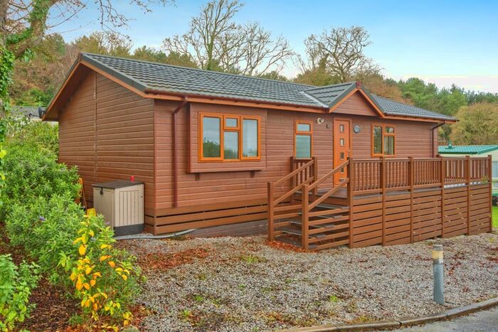 2 Bedroom Mobile/park Home For Sale In Watchet, TA23