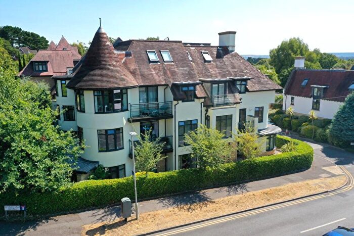 3 Bedroom Flat For Sale In Wyndham Road, Lower Parkstone, Poole, BH14